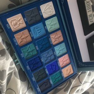 Jeffree Star Blue Blood Palette